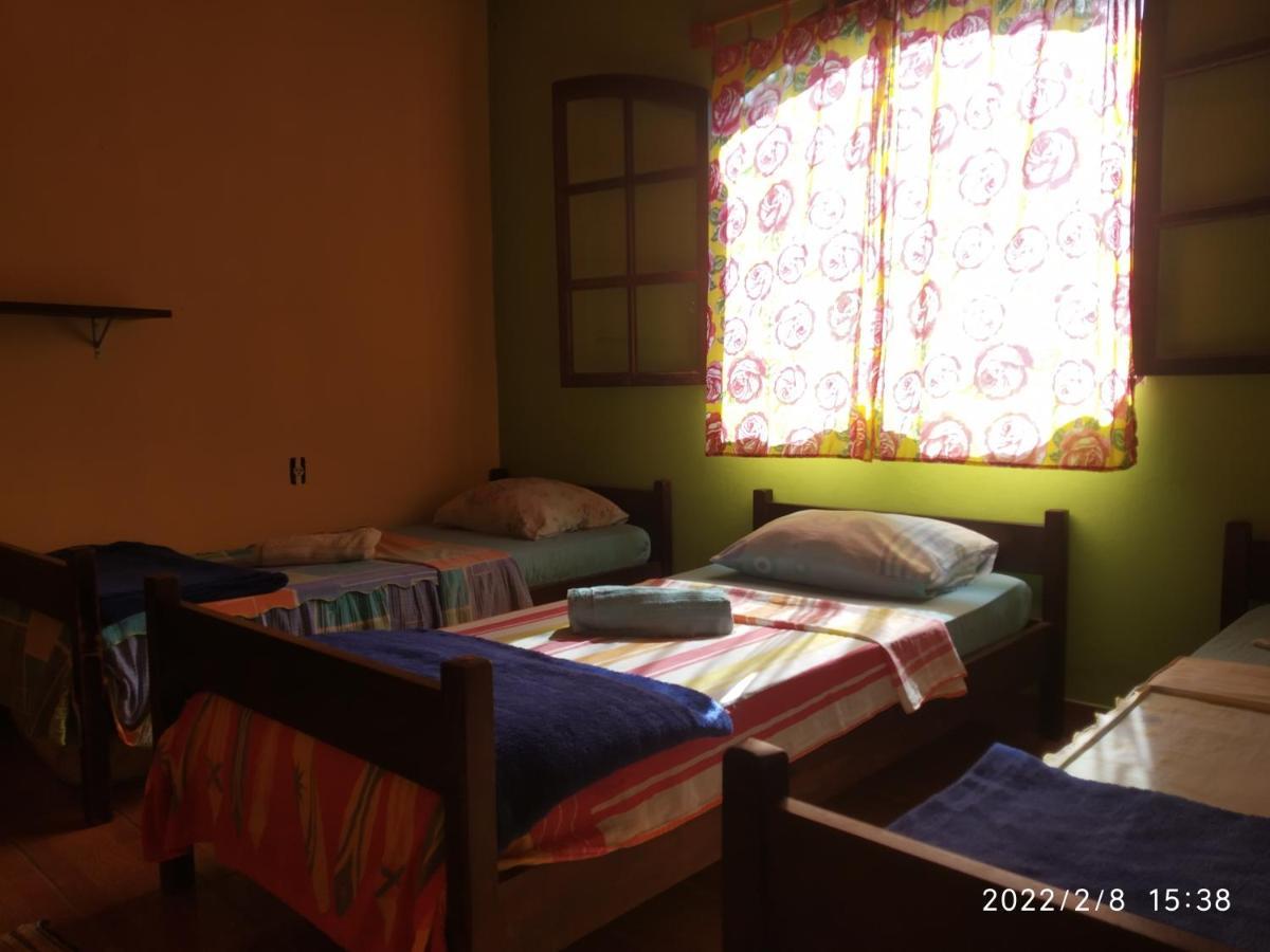 O Brejo Encantado Hospedagem E Hostel Ембу Екстериор снимка